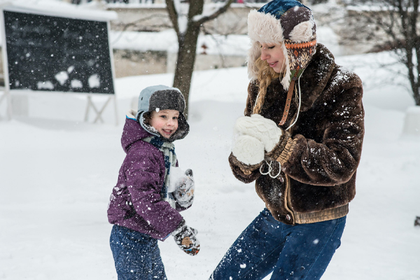 Restez au chaud et combattez le froid : conseils essentiels pour un hiver douillet
        